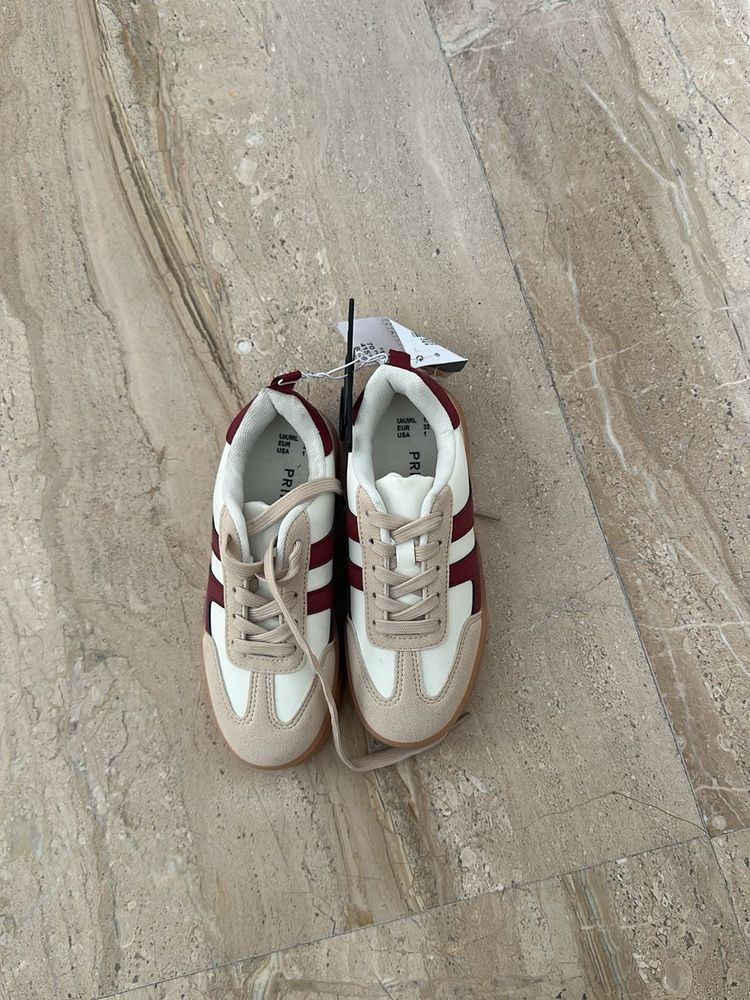 Stylish Casual Sneakers