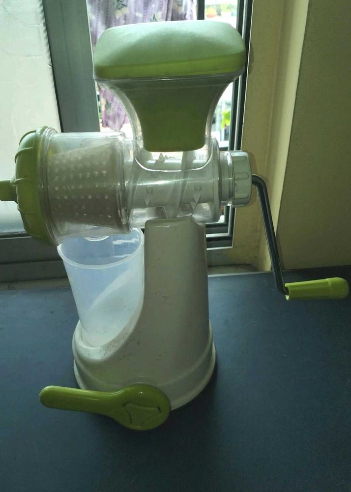 Manual Juicer &amp; Strainer