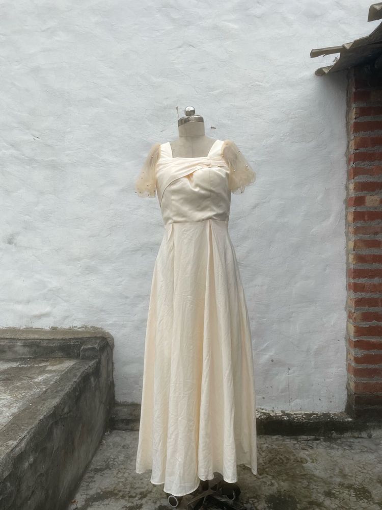Elegant Cream Maxi Dress