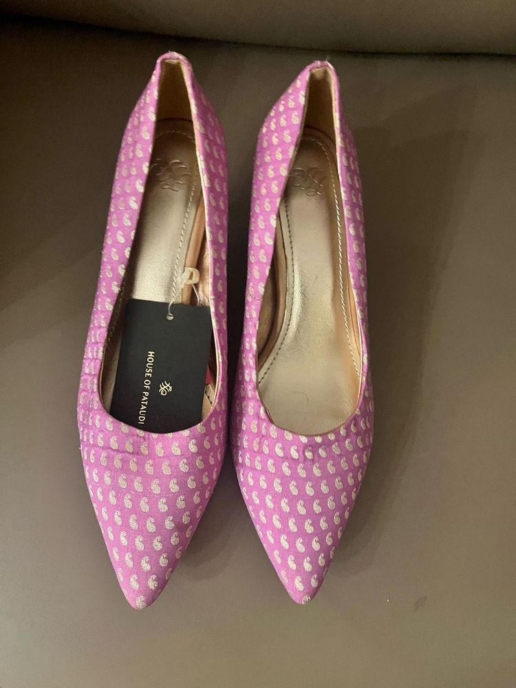 Reduced   Ethic Heels with Tag