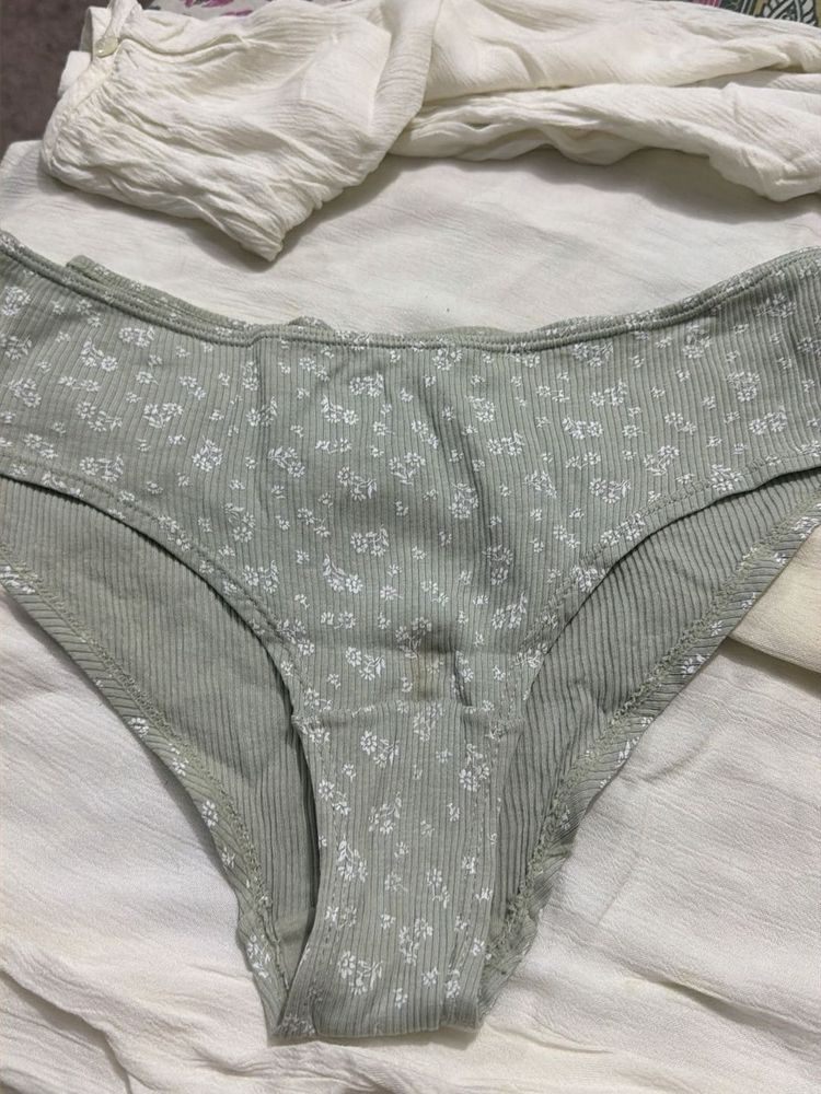 Cute Floral Ribbed Briefs