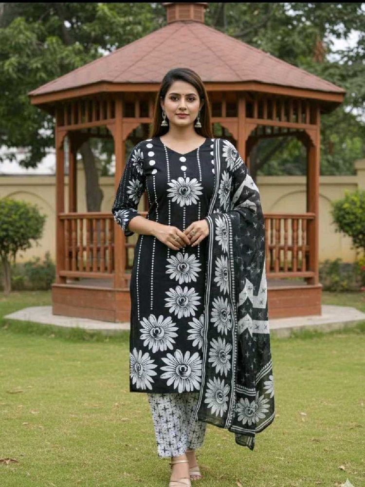 Floral Printed Kurta Set