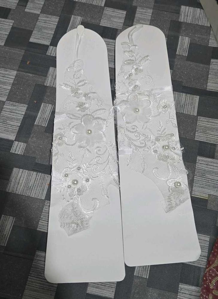White Lace &amp; Pearl Bridal