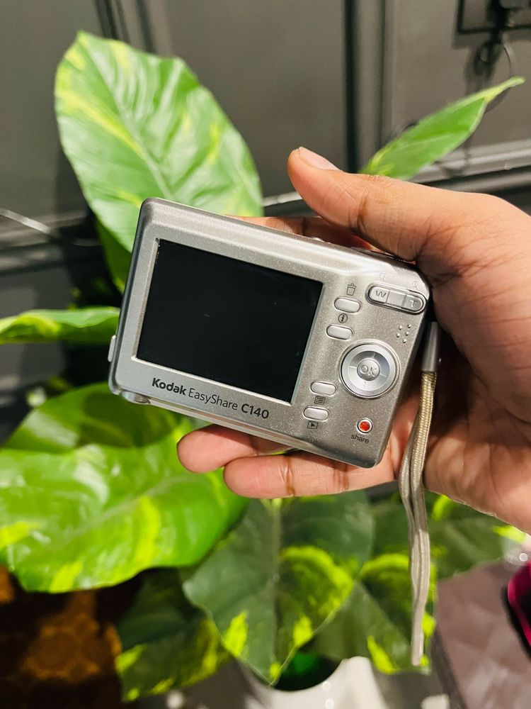 Kodak EasyShare C140 Digital Camera