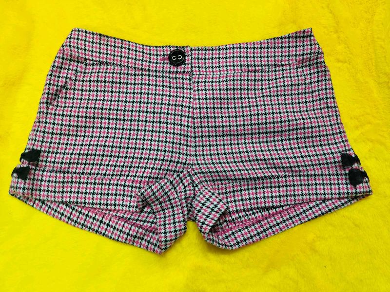 Chic Houndstooth Shorts with Bow Detail