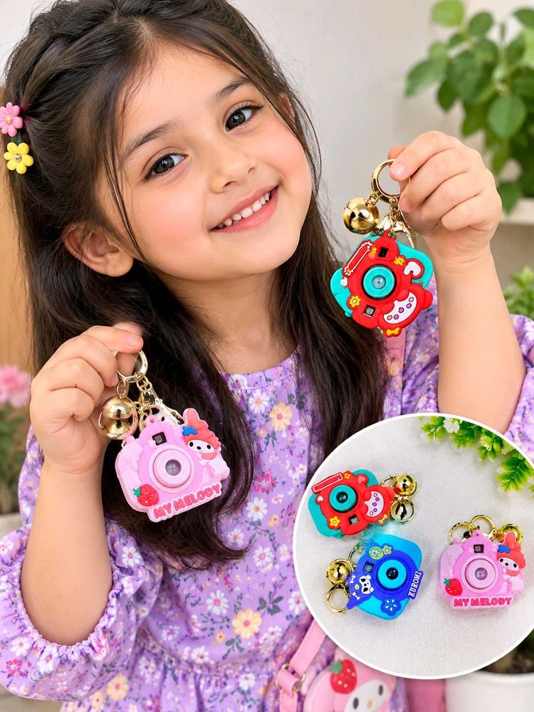 Cute Camera Keychain Set