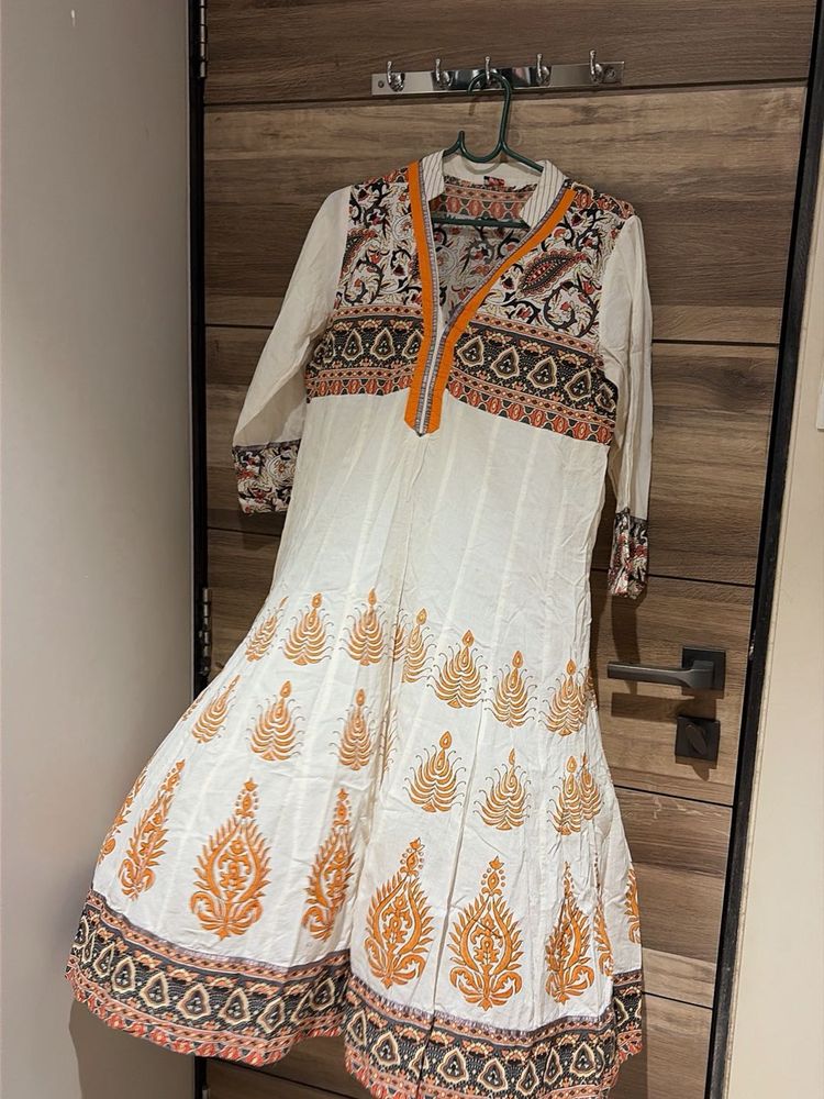 Elegant White &amp; Orange Kurta