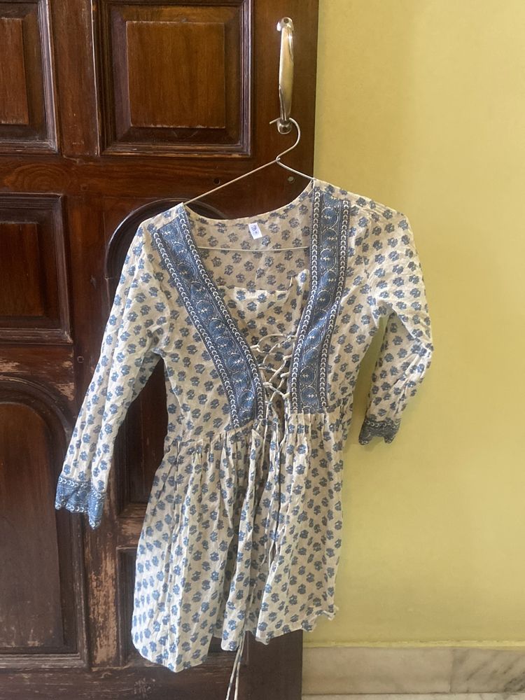 Short Kurti