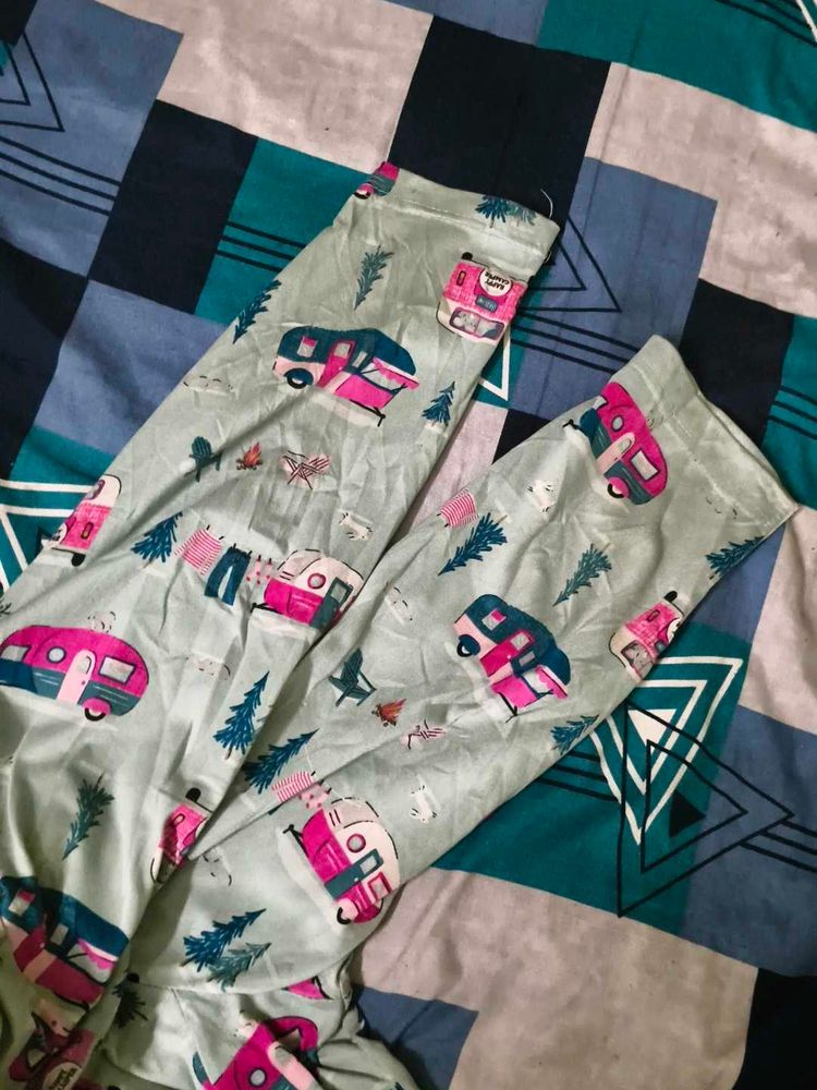 Cute Camper Print t shirt