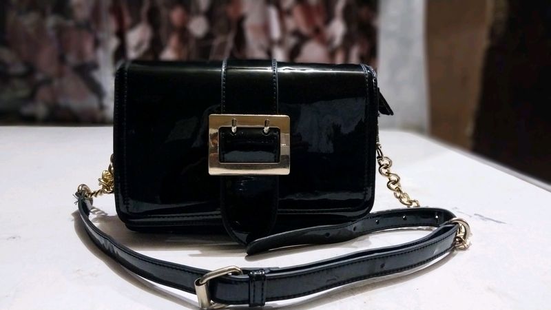 Women's Black Adjustable Sling Bag