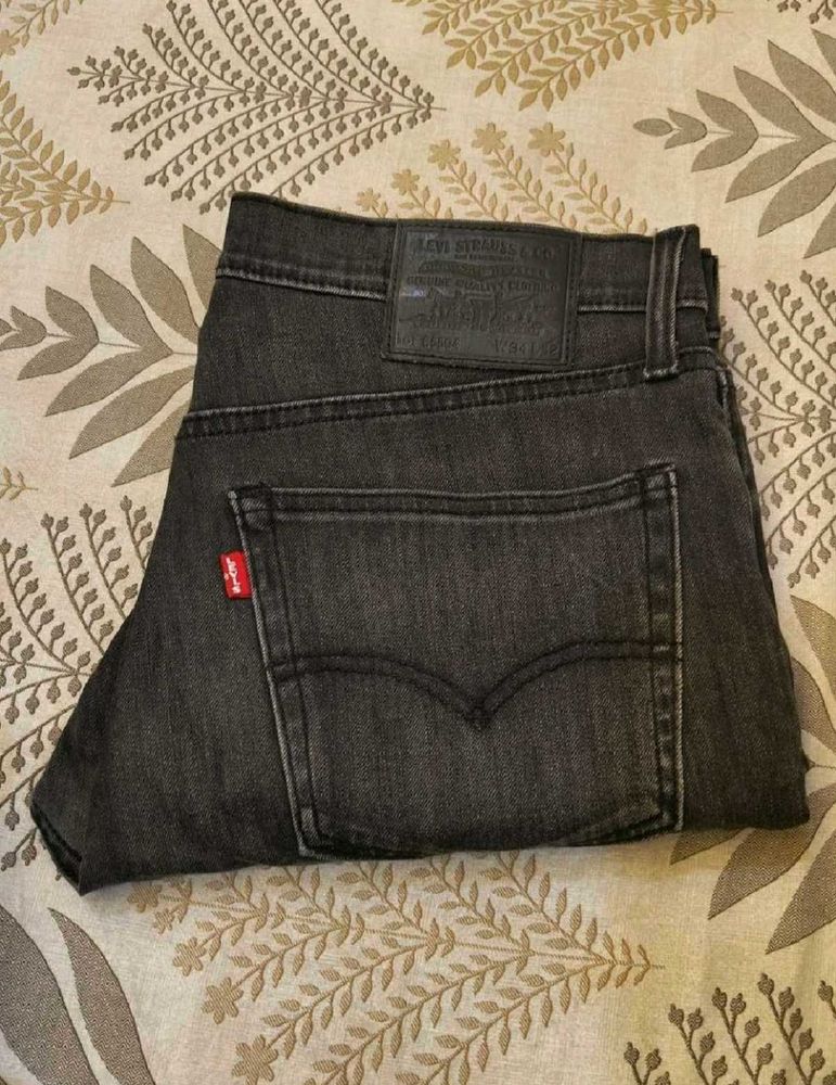 Levi's Dark Wash Jeans