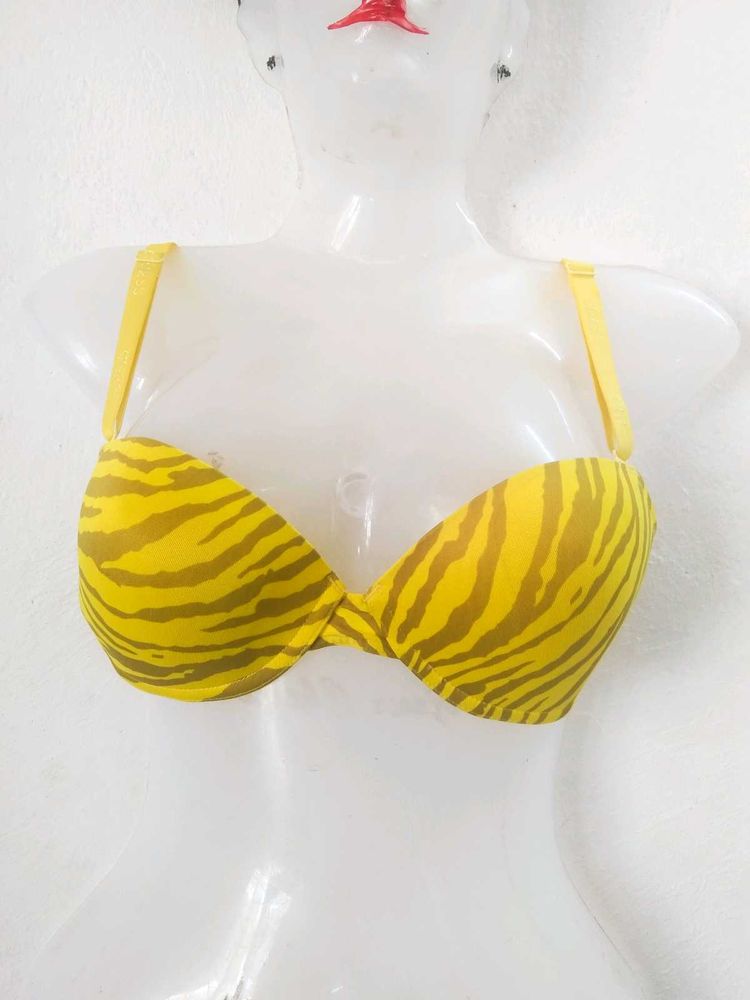 sale 🎊GUESS yellow Tiger Print Bra
