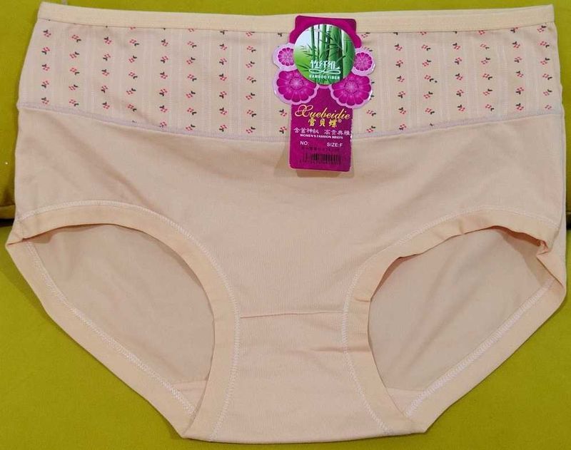 2015 -- breathable fabric cotton panty