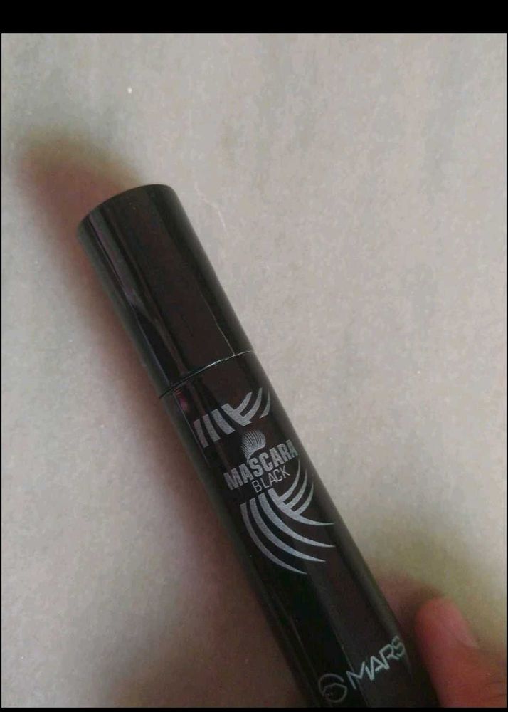 Mars Black Mascara