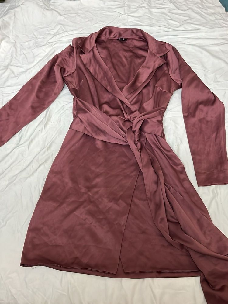 Elegant Wrap Dress - Perfect for Any Occasion