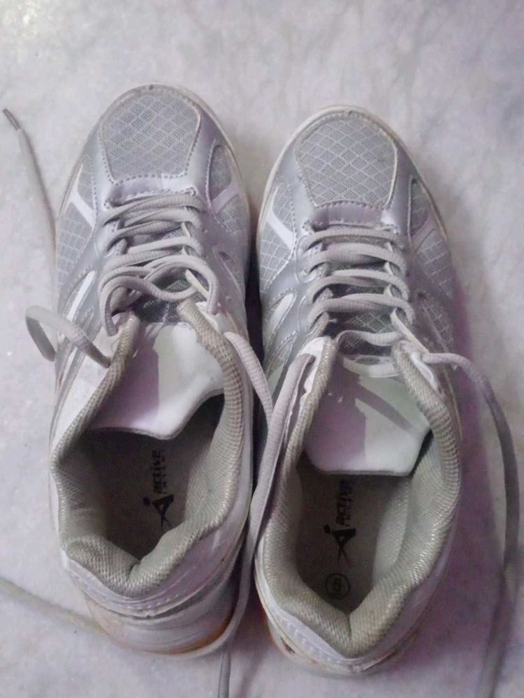 Stylish Silver &amp; White Sneakers