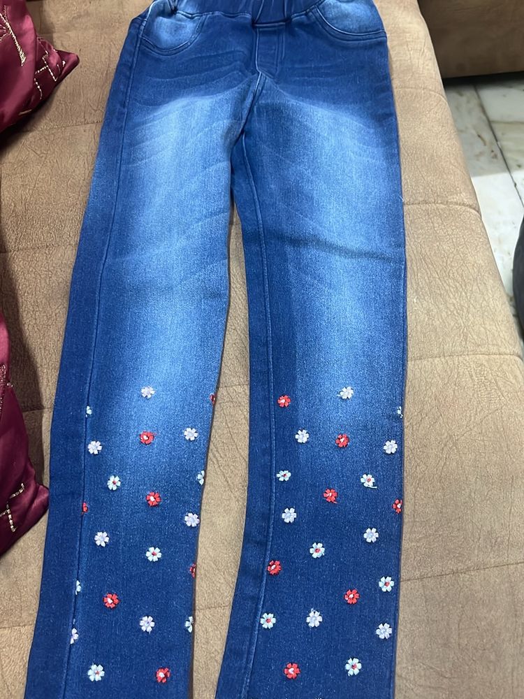 Girls Jean -Rs 400/-