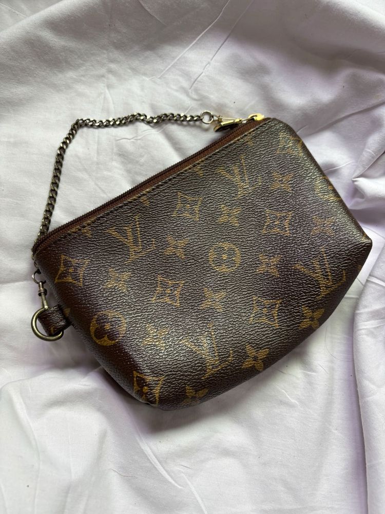 Lv wristlet