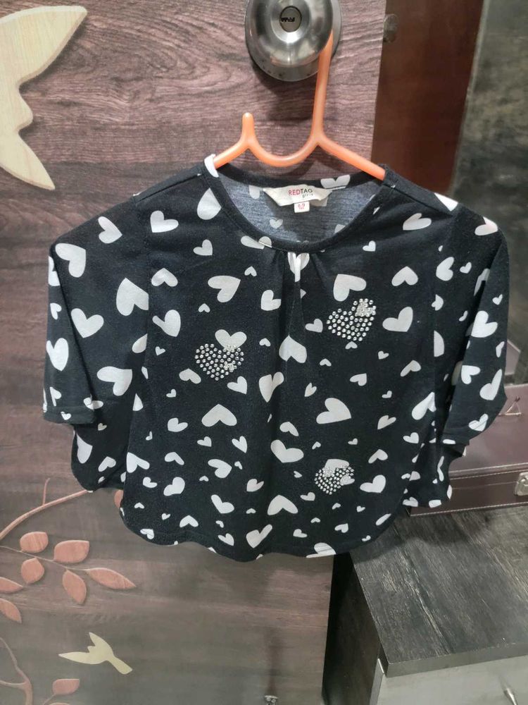 Cute Heart Print Black Top
