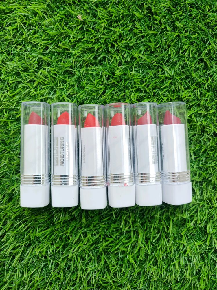 Moisturizing Lipstick