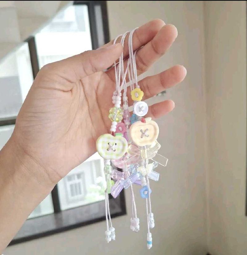 button Apple phone charms 🍎🍏