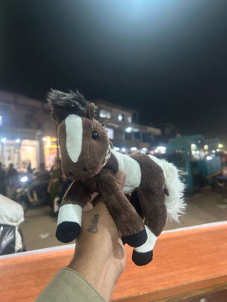 Die Spiegelburg XL horse Flecki, brown plush toy