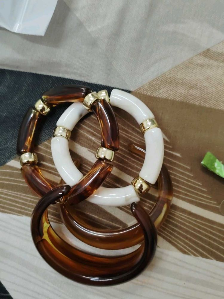Chic Resin Bangle Set