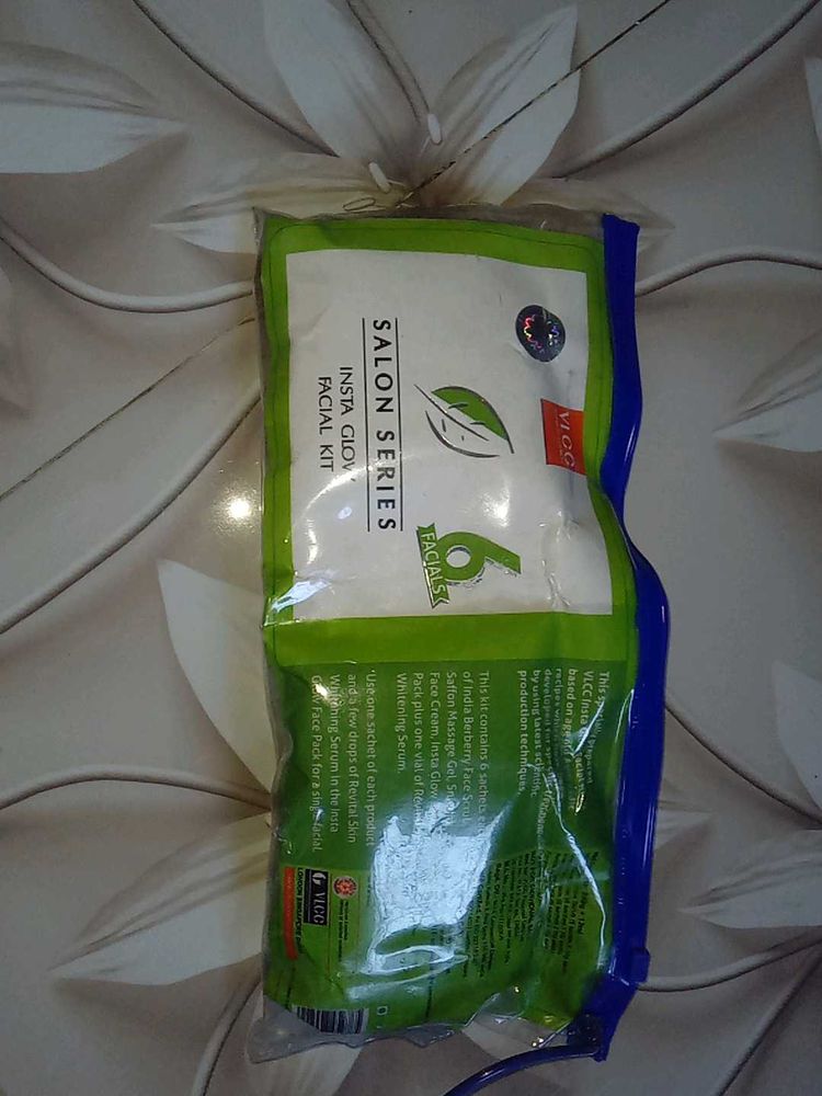 FACIAL KIT (Vlcc) Salon Series