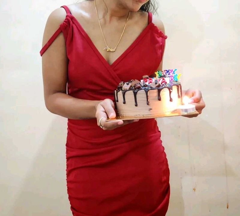 Elegant Red Party Dress