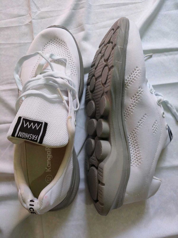 Stylish White Fashion Sneakers