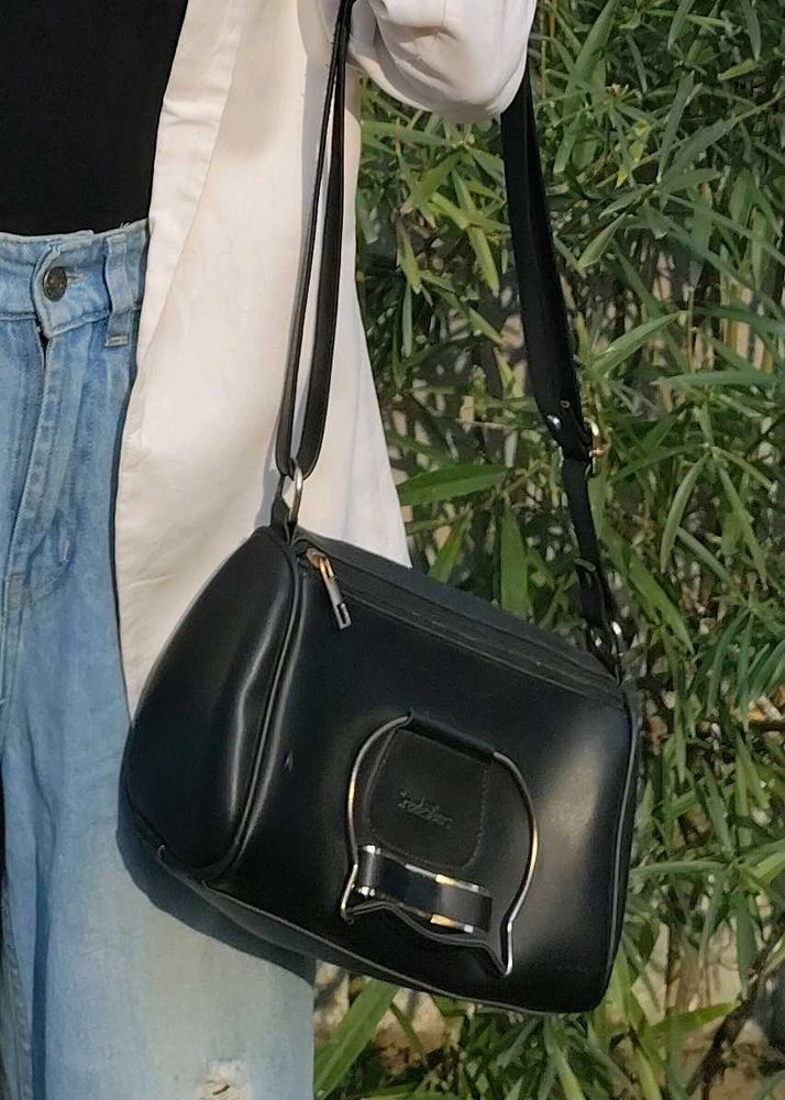 Chic Black Faux Leather Crossbody Bag