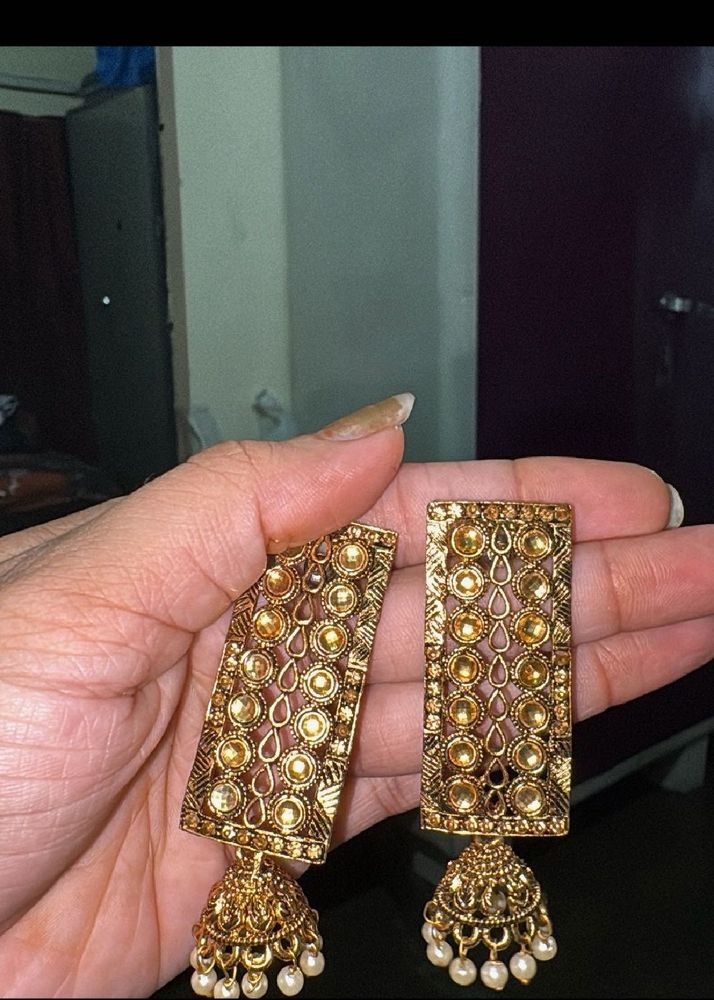 Traditional Gold Jhumka Earrings