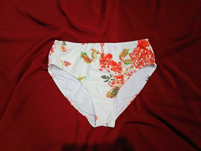 🇳🇿💫🎀Floral Print Bikini Bottom