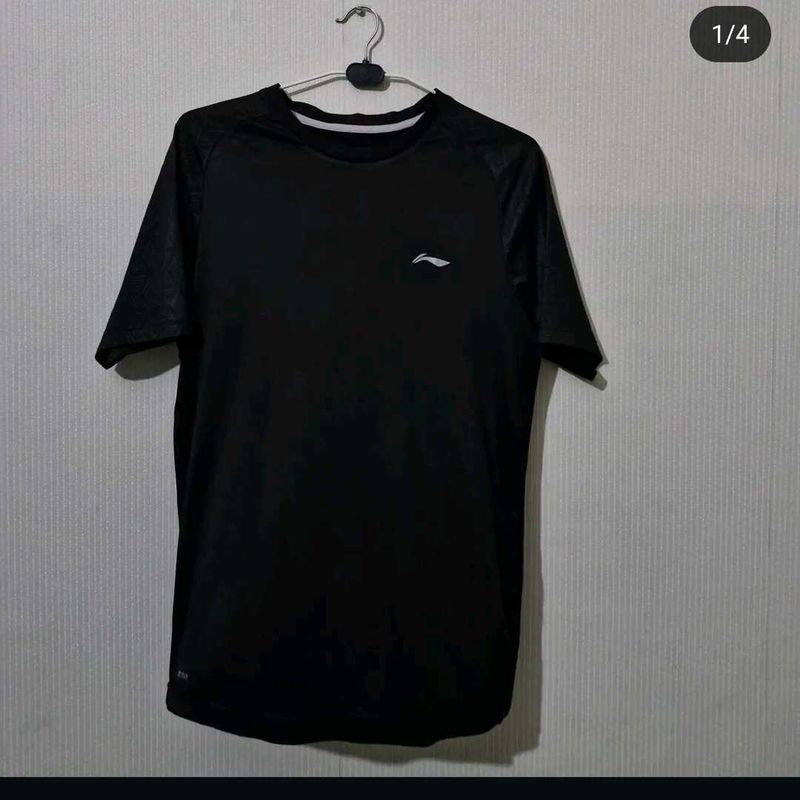 LI-NING BADMINTON TSHIRT ( black )