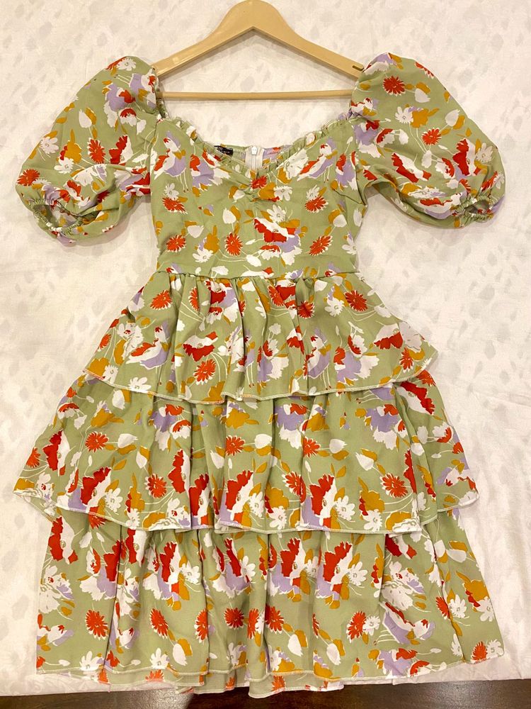 Floral Tiered Puff Sleeve Dress