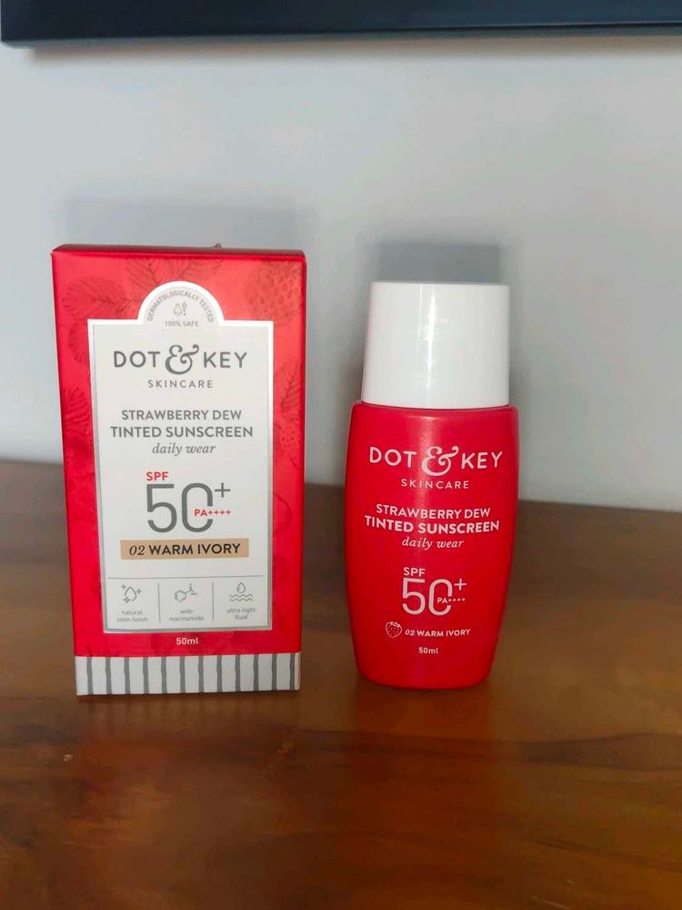 DOT &amp; KEY Strawberry Dew Tinted Sunscreen