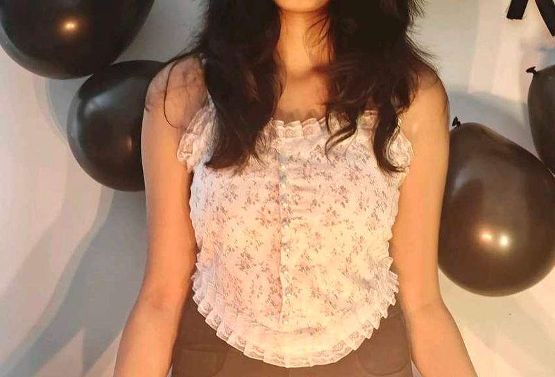 Floral Ruffle Crop Top