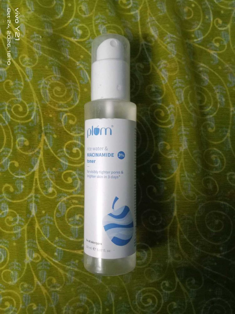 Plum Rice Water &amp; Niacinamide Toner