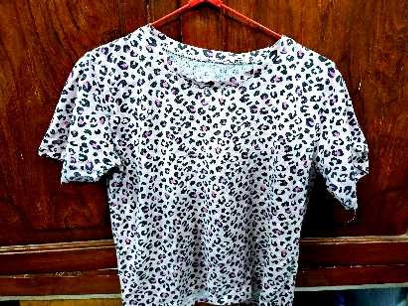Leopard Print Short Sleeve T-Shirt