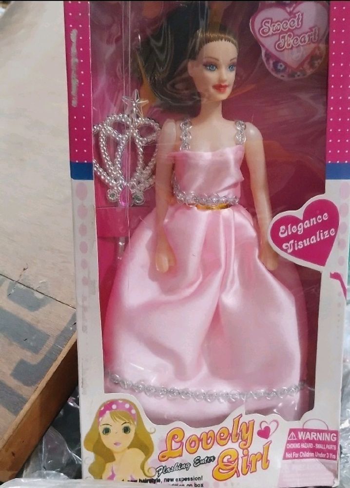 2 Barbies Dolls &amp; Lunch Boxes