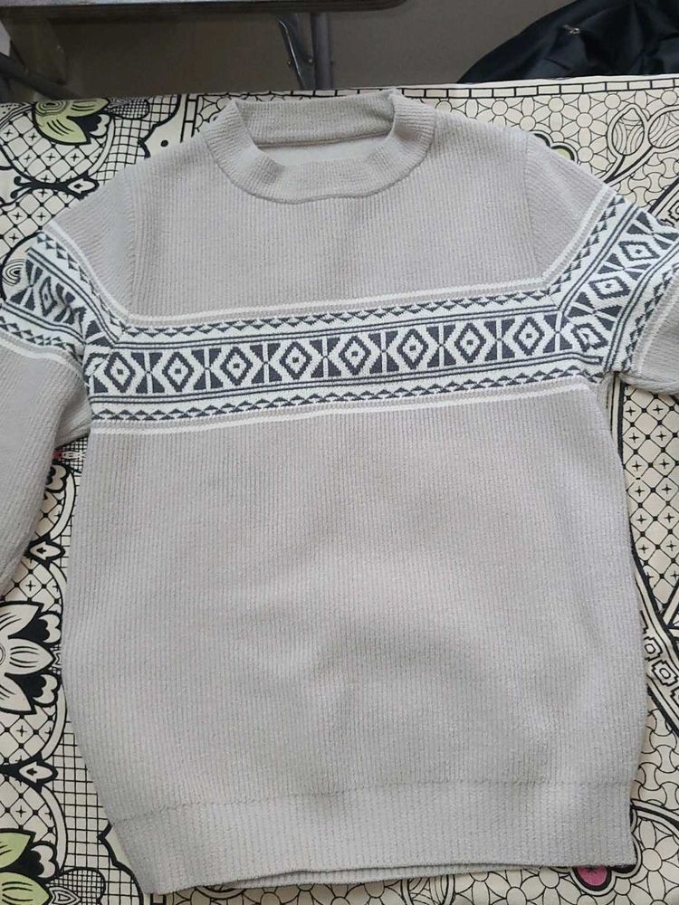 Cozy Geometric Pattern Knit Sweater