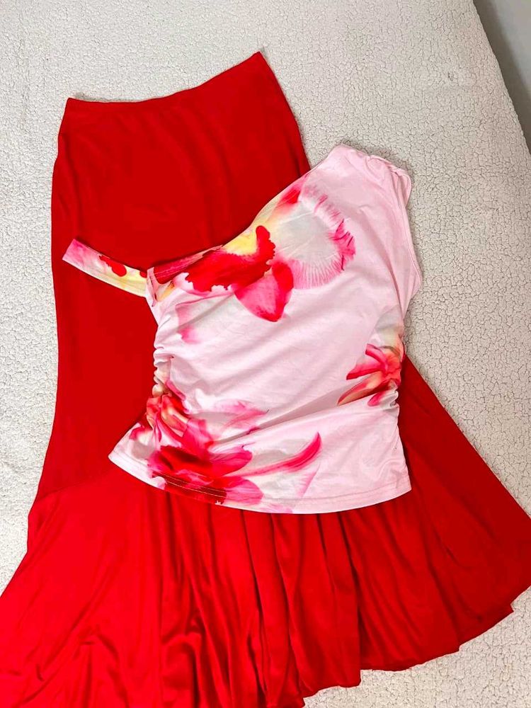 Chic Floral One-Shoulder Top