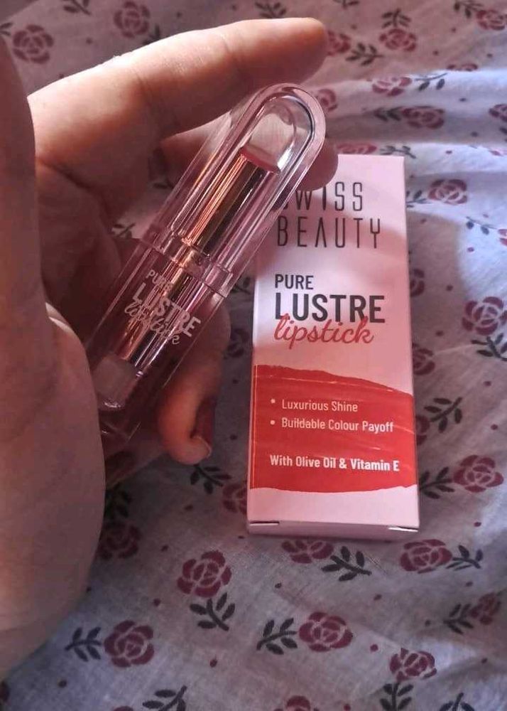 Swiss Beauty Pure Lustre Lipstick