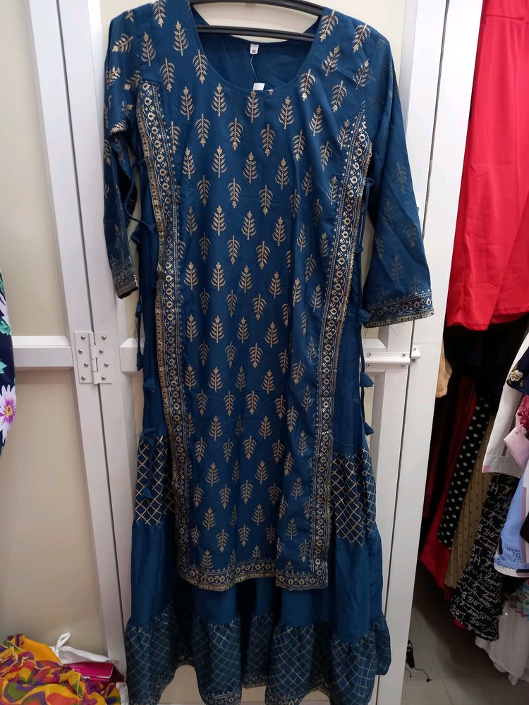 Smart Trendy FLARED KURTA   One Sleeves Print Is F