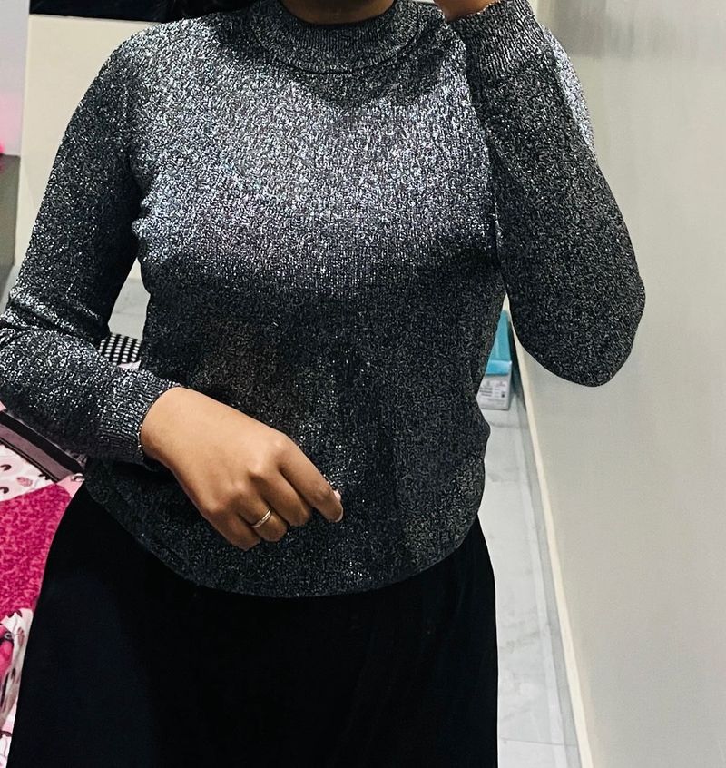 🩶Sparkling Silver Knit Top