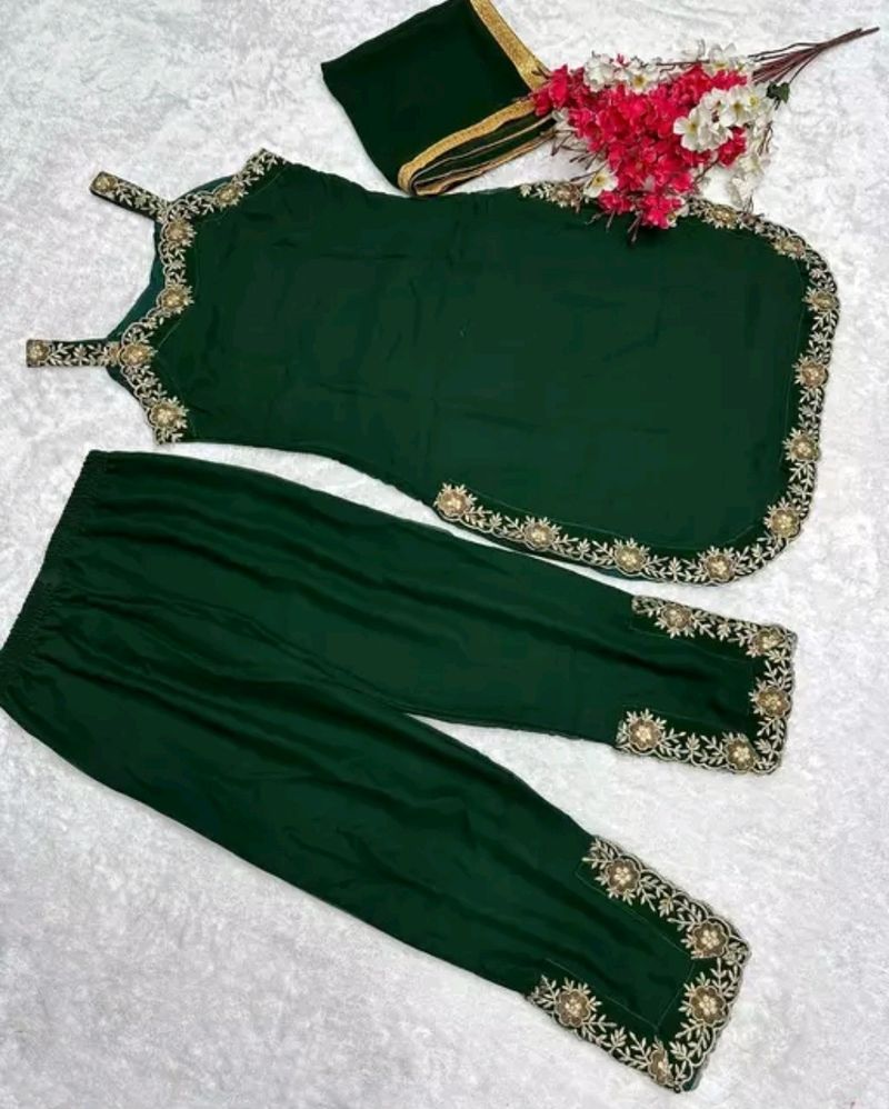 Beautiful Designer Embroidered Kurta Dupatta Set