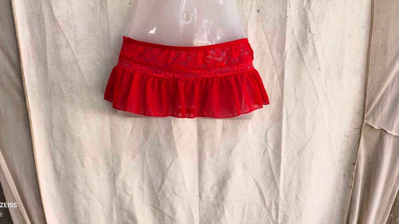 68209. Red Lace Trimmed Ruffled Mini Skirt