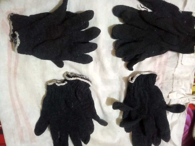 Warm Black Gloves