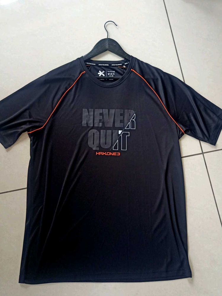 Men's "Never Quit" Athletic T-Shirt