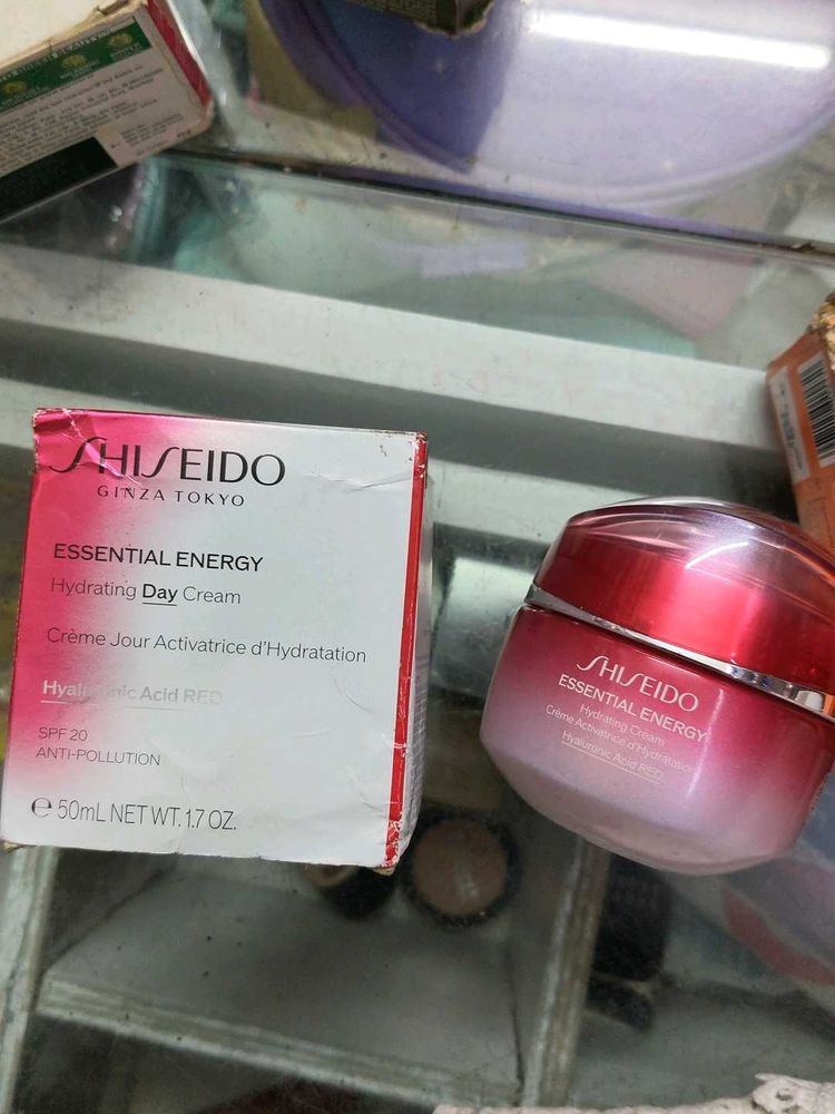 Shiseido Essential Energy Hydrating Day Cream